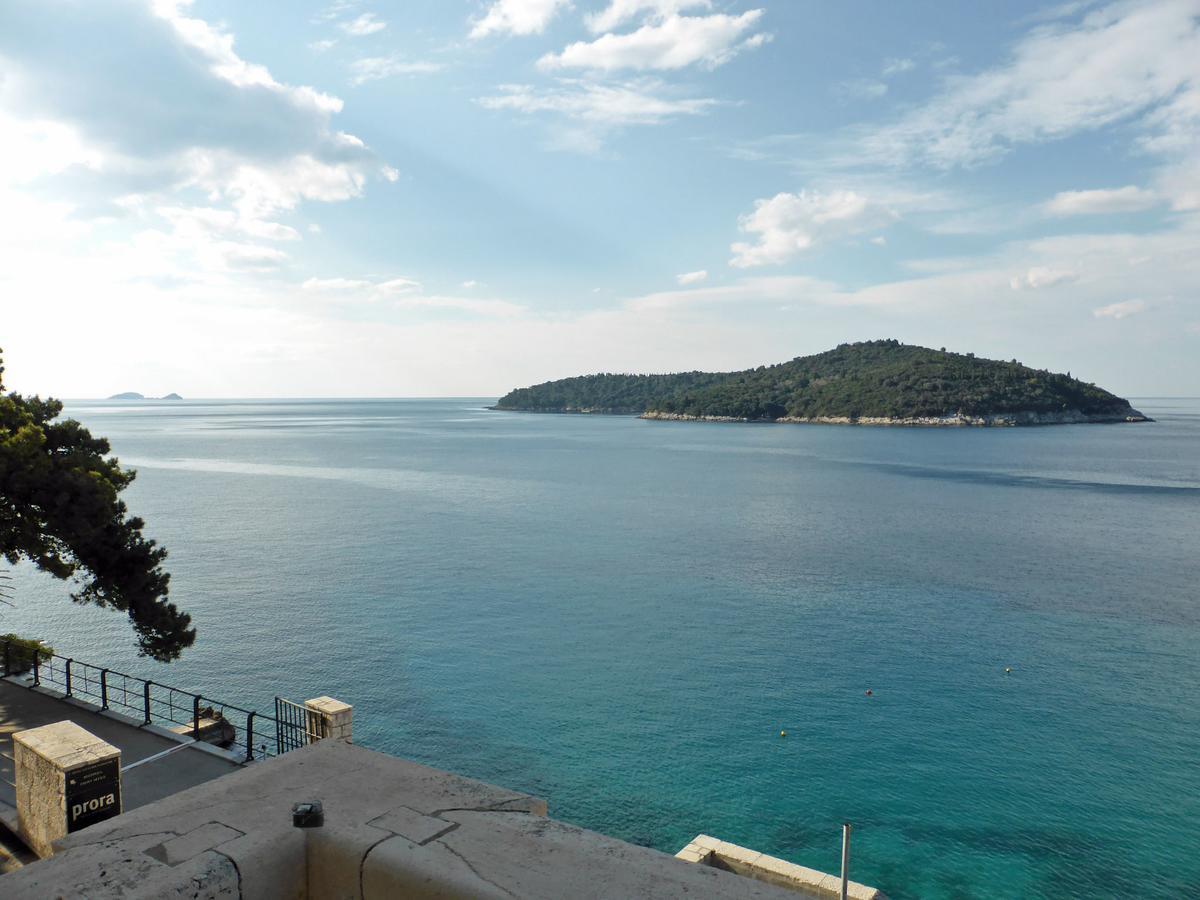 Luxury Beachfront Apartment Banje Ντουμπρόβνικ Εξωτερικό φωτογραφία