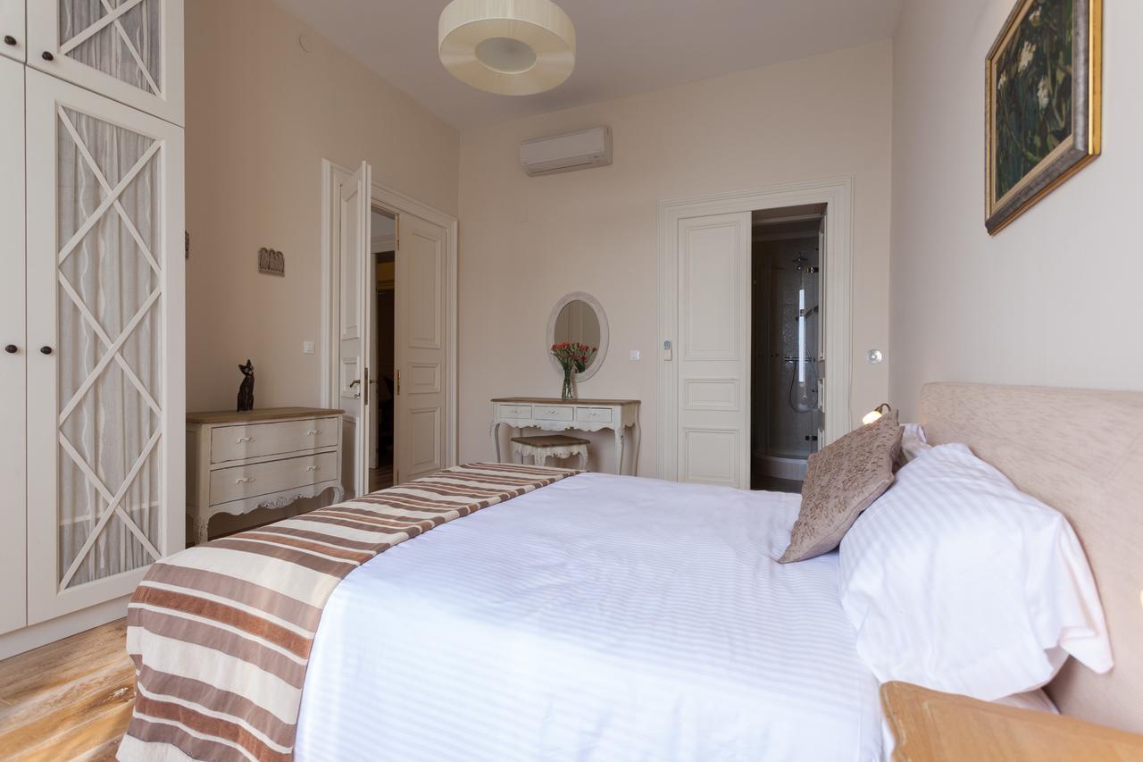 Luxury Beachfront Apartment Banje Ντουμπρόβνικ Εξωτερικό φωτογραφία