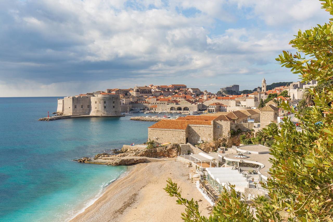 Luxury Beachfront Apartment Banje Ντουμπρόβνικ Εξωτερικό φωτογραφία